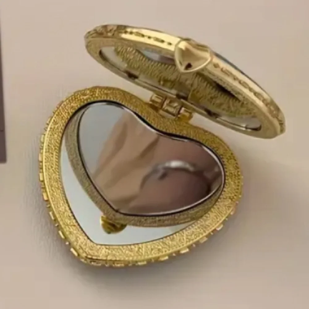 Floral Heart-Shaped Compact Mirror NWT Cloth - Picture 3 of 3